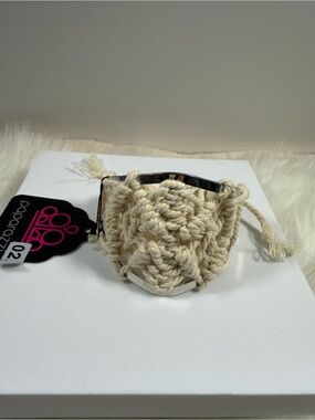 🩷5/$10🩷 Paparazzi Boho Macrame Crochet Cuff Bracelet in Cream